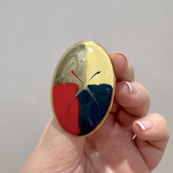 Vintage brass with enamel Abstract Oval Earrings in Red, Blue, and Cream - Picture 6 of 6